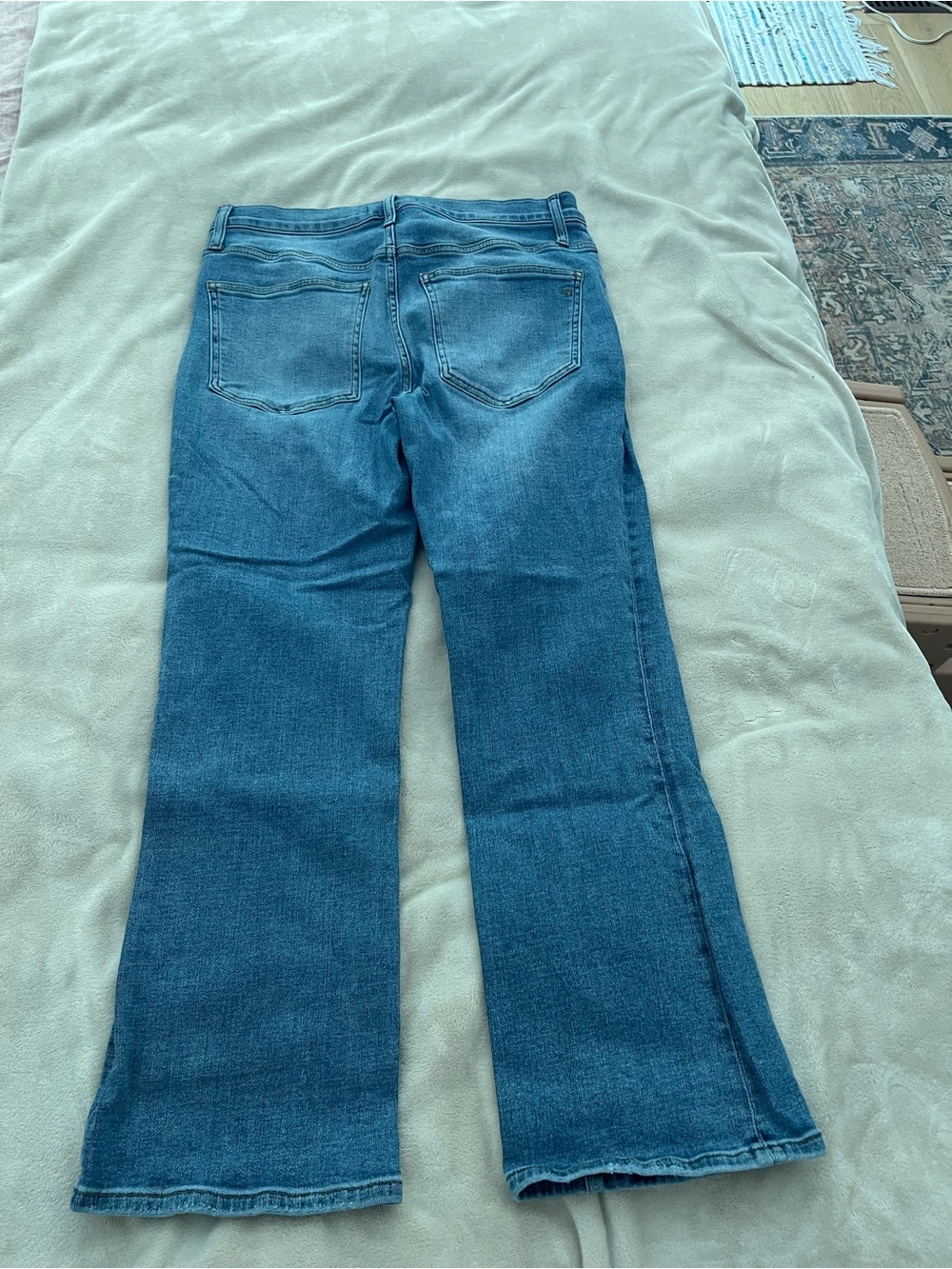 Madewell Mid-rise kick out jeans - Picture 6 of 6